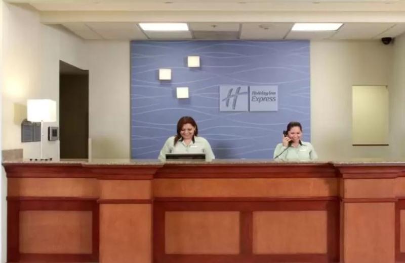 Holiday Inn Express & Suites Monterrey Aeropuerto By Ihg Аподака Экстерьер фото