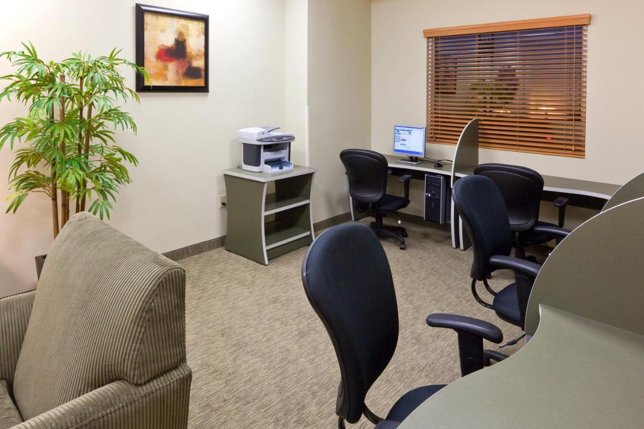 Holiday Inn Express & Suites Monterrey Aeropuerto By Ihg Аподака Экстерьер фото