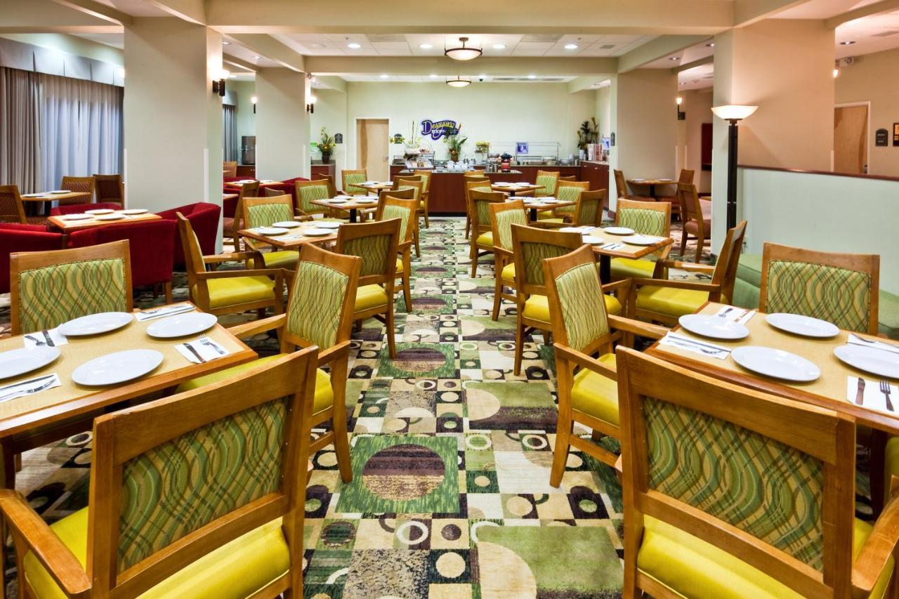 Holiday Inn Express & Suites Monterrey Aeropuerto By Ihg Аподака Экстерьер фото